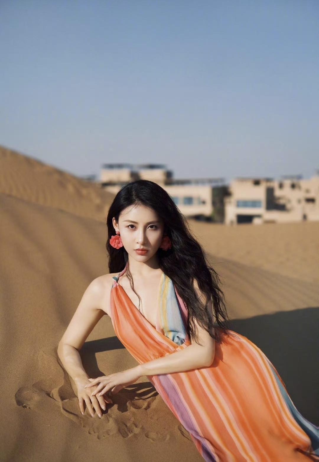 贾青沙漠旅游碎片