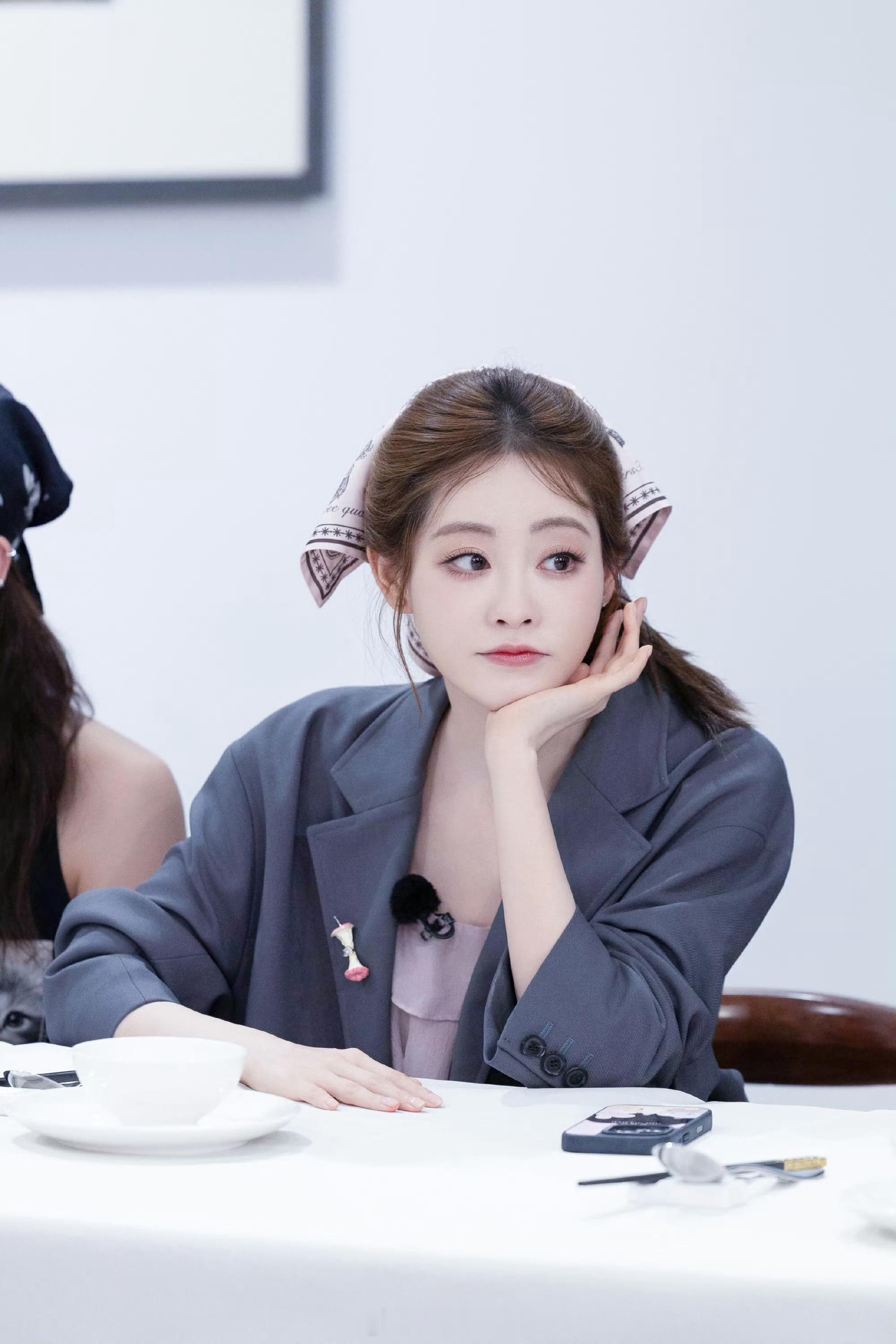 祝绪丹 是甜妹～[期待][期待] ​​​