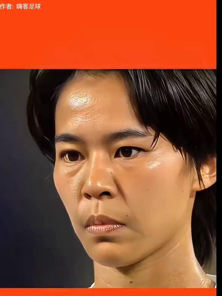 搞笑丢球！印度女足门将