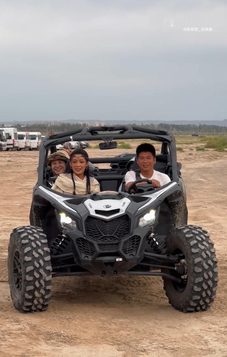 谁懂陈丽君演的阿育娅有多绝🔥！既有草原儿女的野性洒脱，又有藏在心底的柔软，戏里