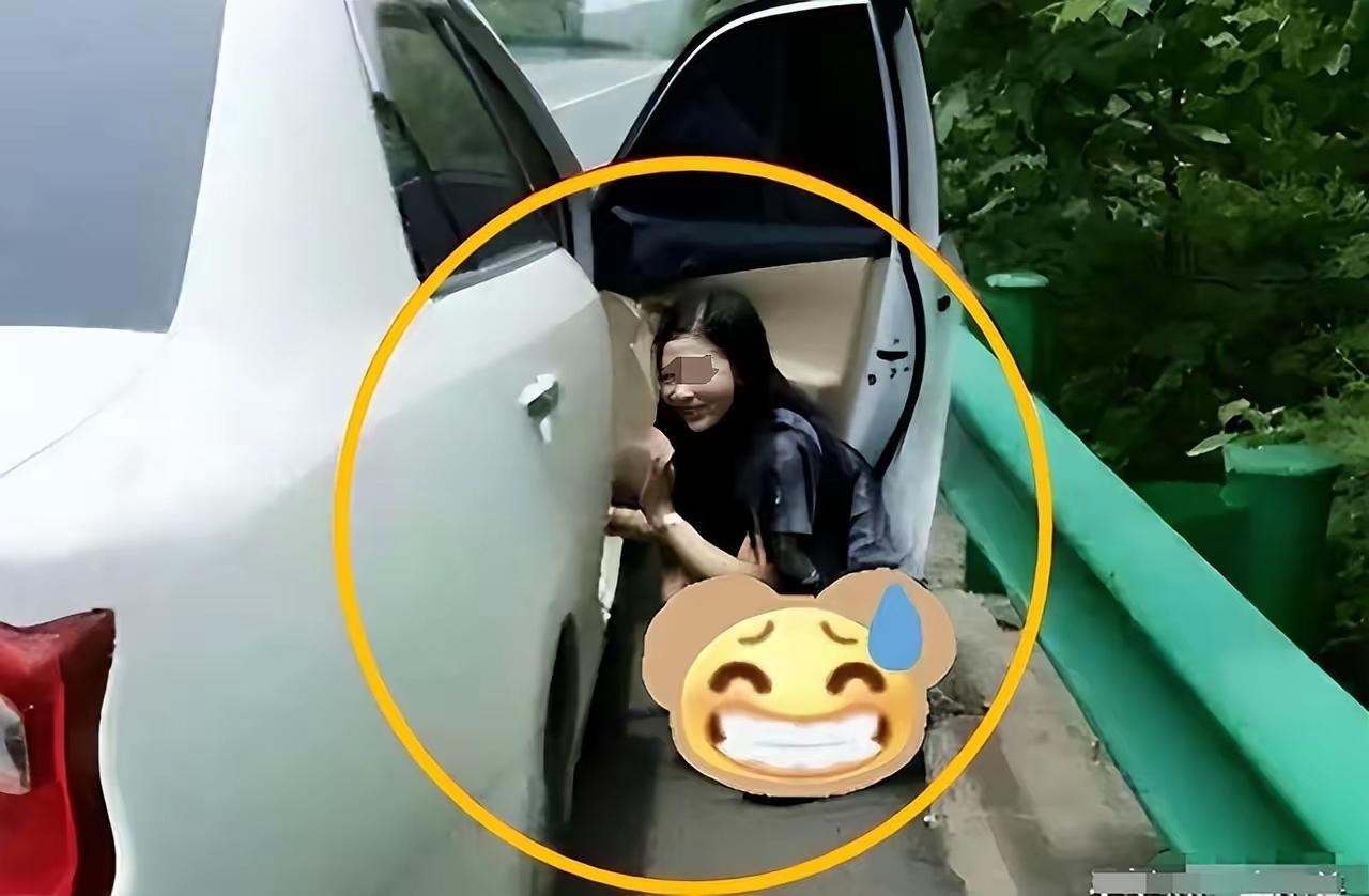 高速堵车憋到丢体面的女人，哪是“有钱惹的祸”？是没选对出行方式！
 
别再说高速