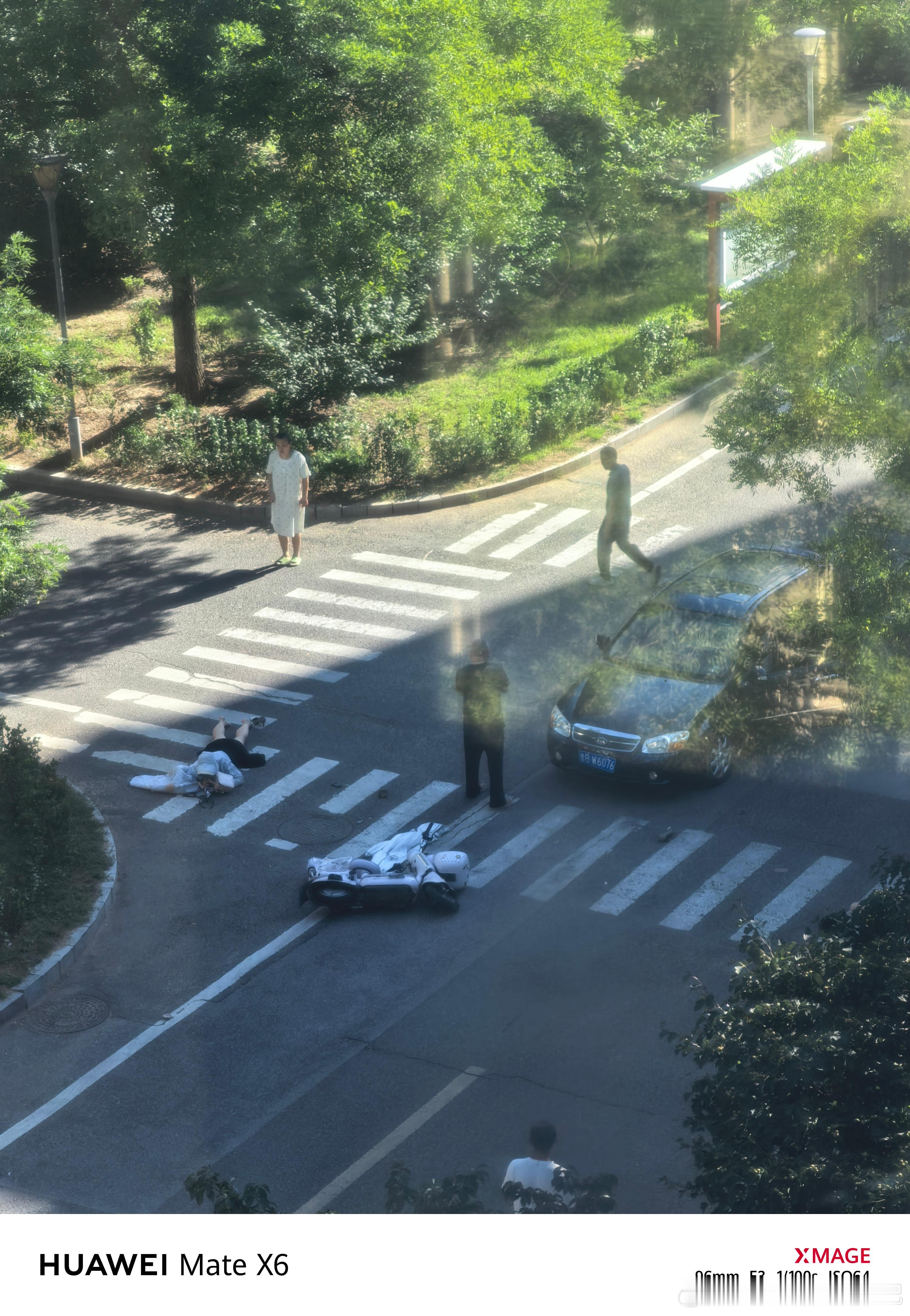 小区楼下这个路口经常出事，每次VPD的时候我也有点担心[允悲] ​​​