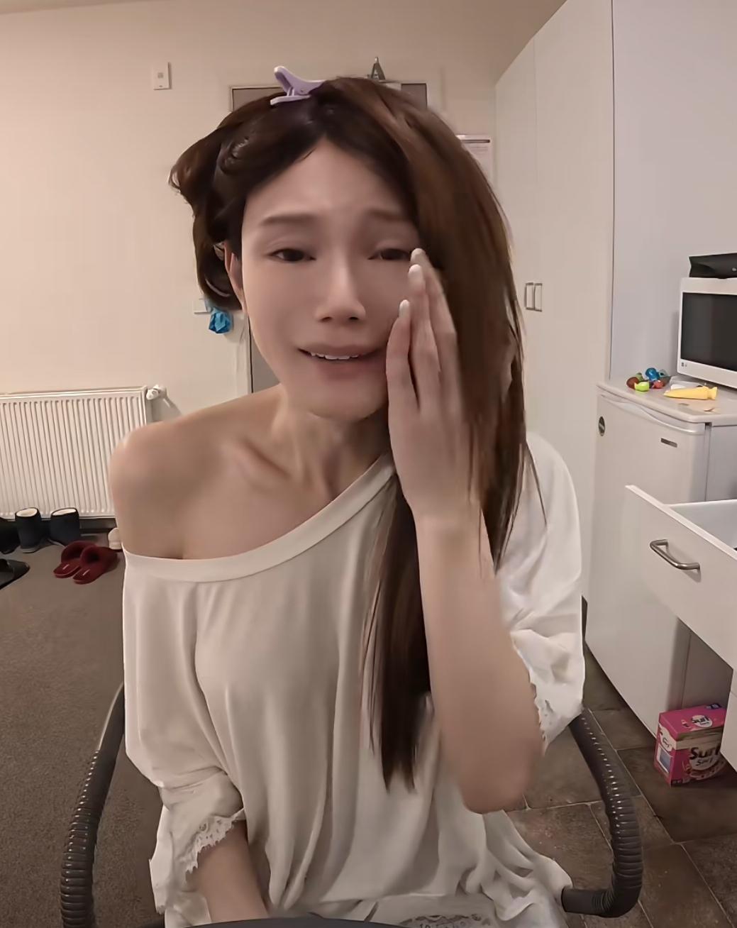 "我真的很害怕，我想好好的活着，我不要成为Mina。"远在新西兰皇后镇的中国留学