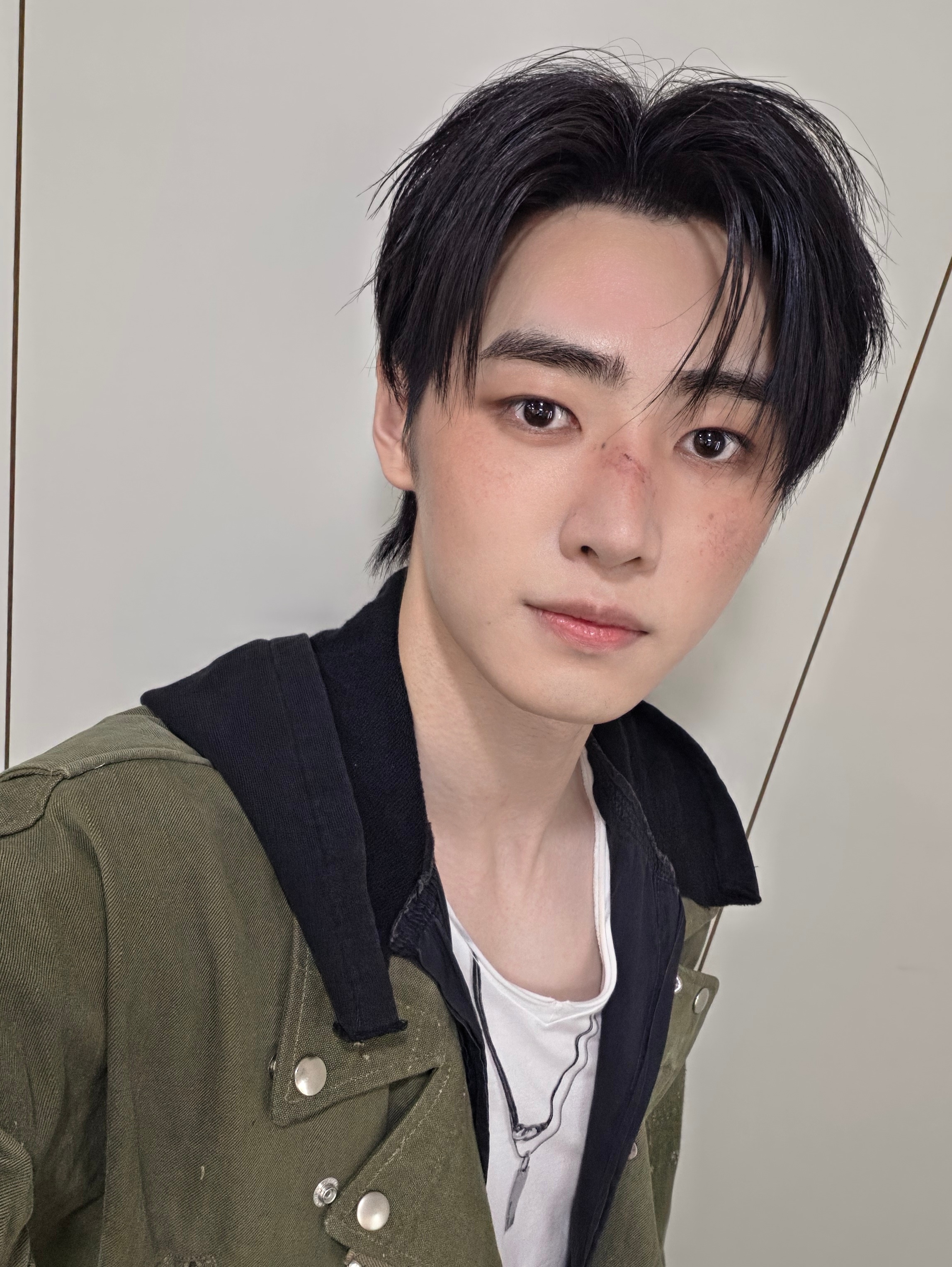 朴成训[超话]  260828 WVS更新🍙ENGENE！今天的音乐银行第一名