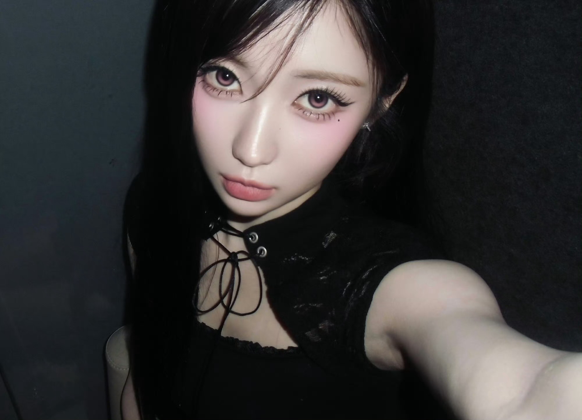 asa 此女还有多少库存我们仍未可知。 