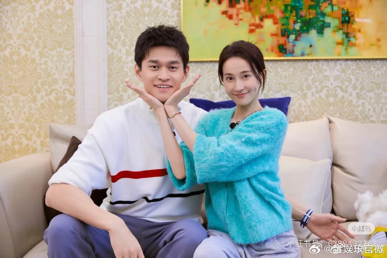 孙杨张豆豆真实的夫妻关系日常鲜有矛盾争吵，孙杨张豆豆甜蜜相伴，孙杨化身粘人小丈夫