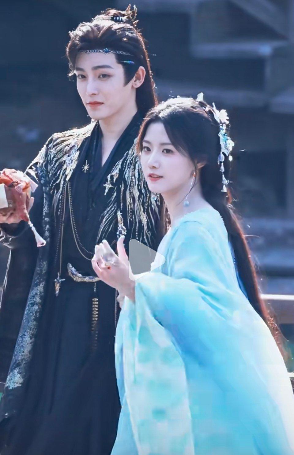 卢昱晓什么时候变得这么漂亮了？ ​​​