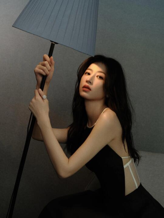 周雨彤｜今日份美女