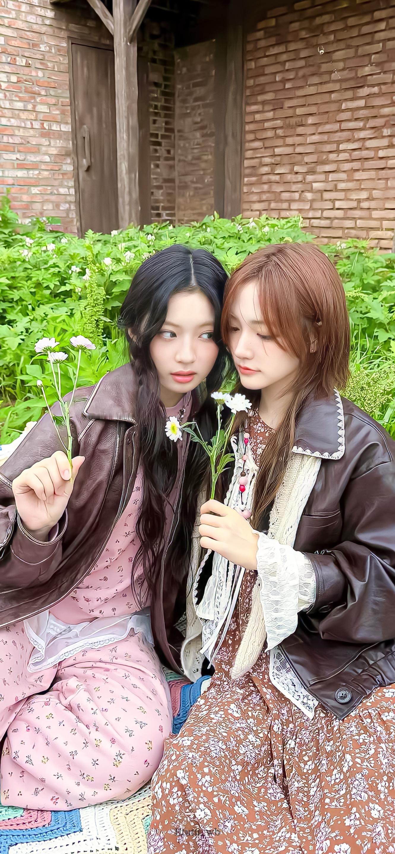 Kpop女宝双人合照壁纸来啦～🧸🐰🍧 