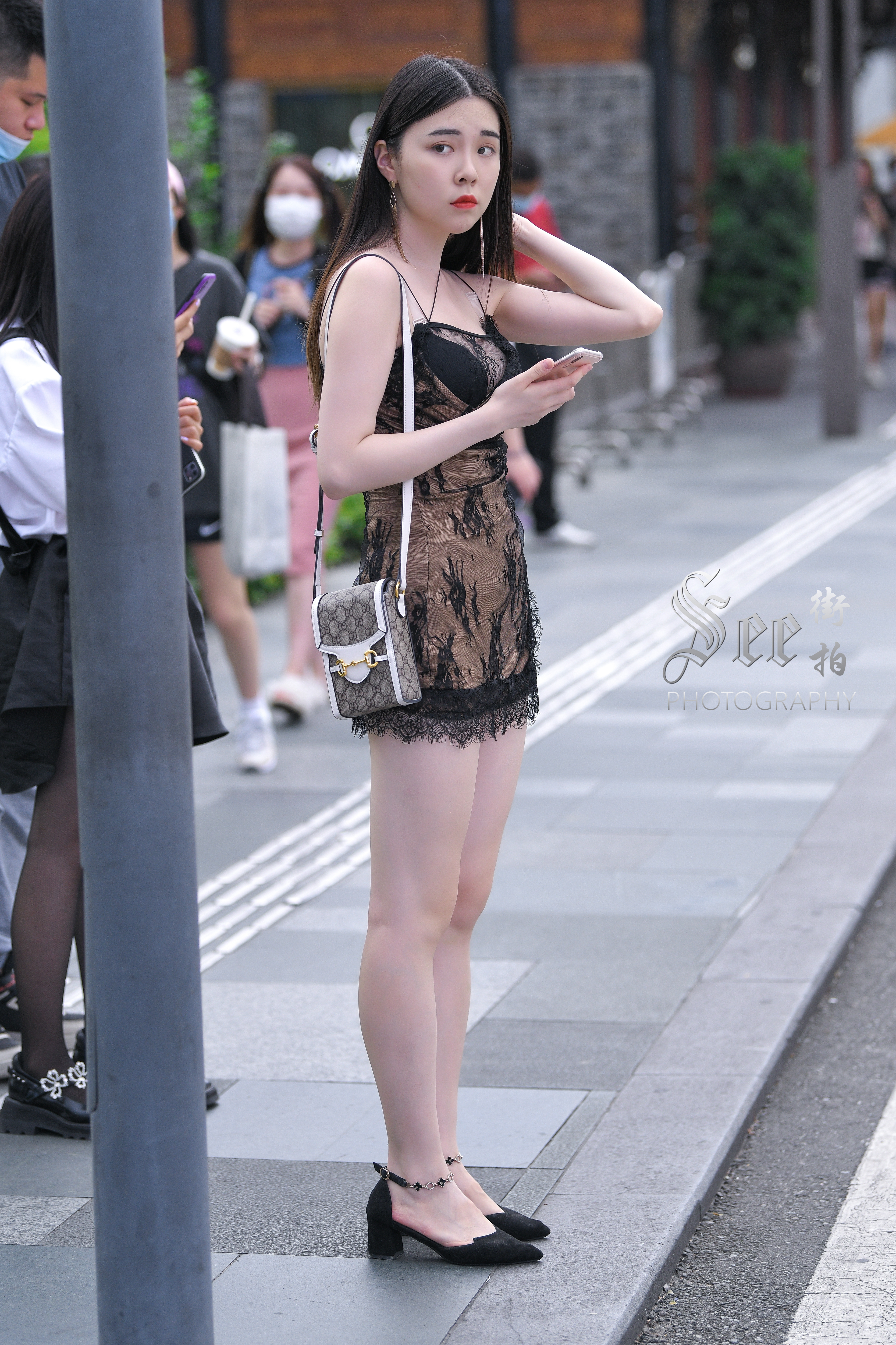 魅力吊带裙气质显白~~ ​​​