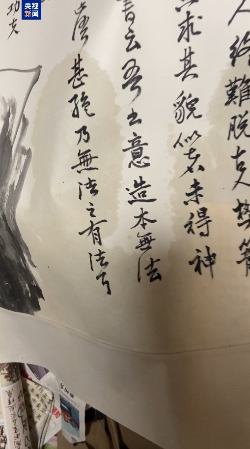 楼上漏水导致楼下92幅作品受损 法院为何判楼上租户无责？