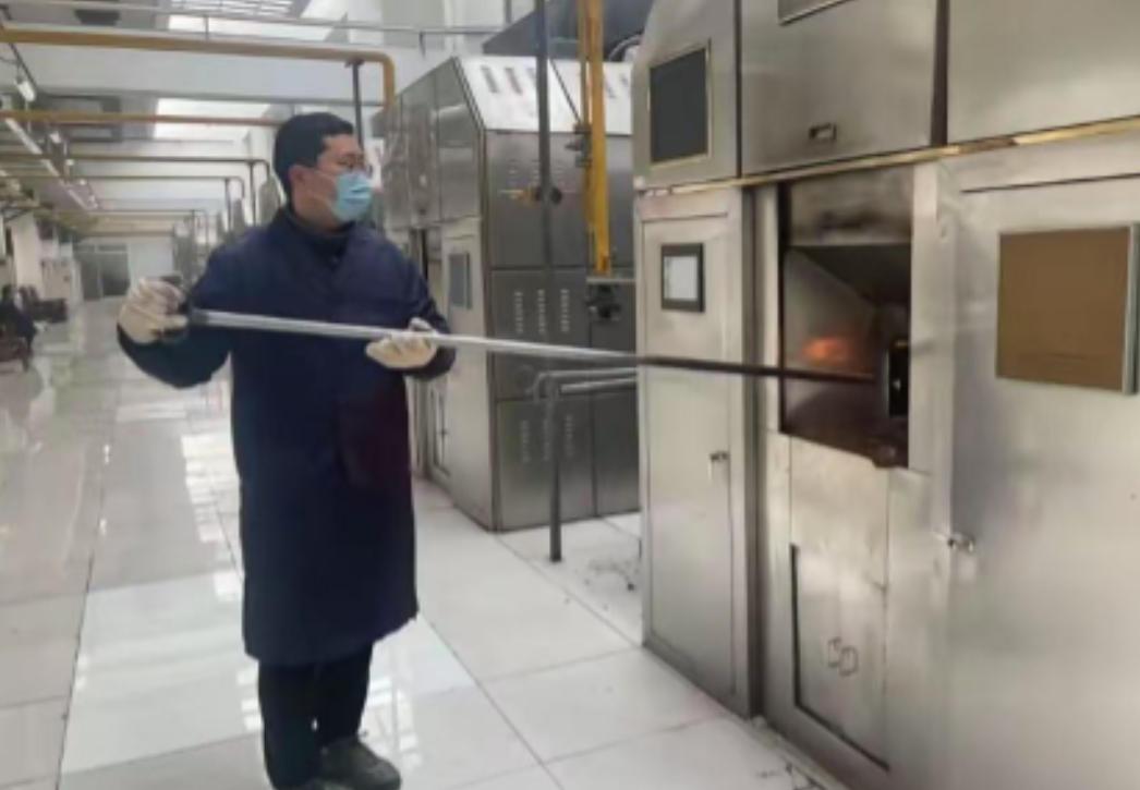 [微风]一位在火葬场奉献大半辈子的老者向我透露，多达90%之人并不知晓，遗体火化