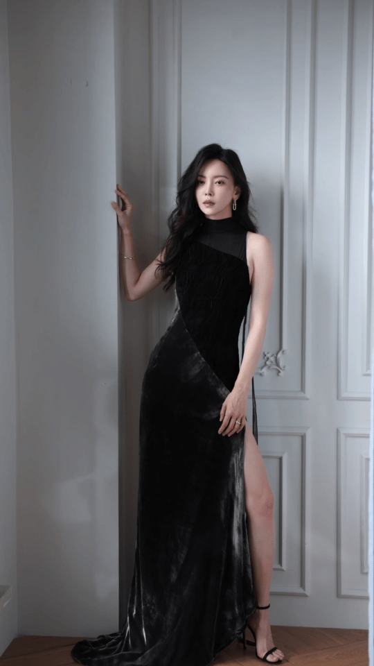 于文文✖️歌手中颜值身材最美的～女星中歌声最顶级的[送花花] ​​​