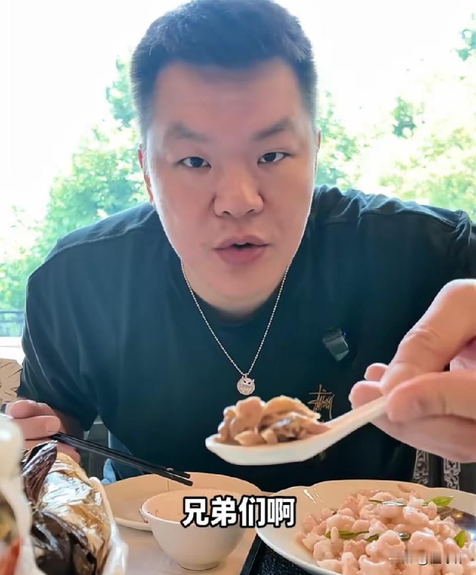 大秋真不错！朱芳雨谈胡金秋：

“总决赛G4的比赛。”

“胡金秋的表现非常出色