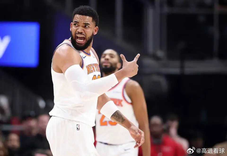 布伦森30+13末节17分！尼克斯险胜老鹰 沃克36分创队史纪录北京时间4月7日