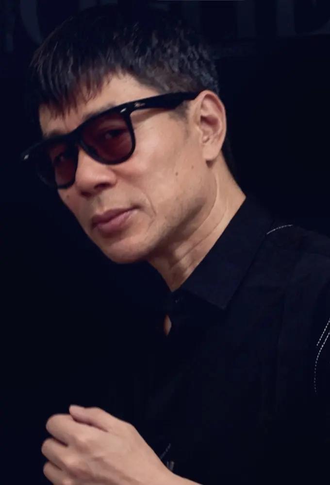 孤独 相爱容易相守难 爱笑的人运气不会差 人生最好的作品就是自己 情歌虽老却动听