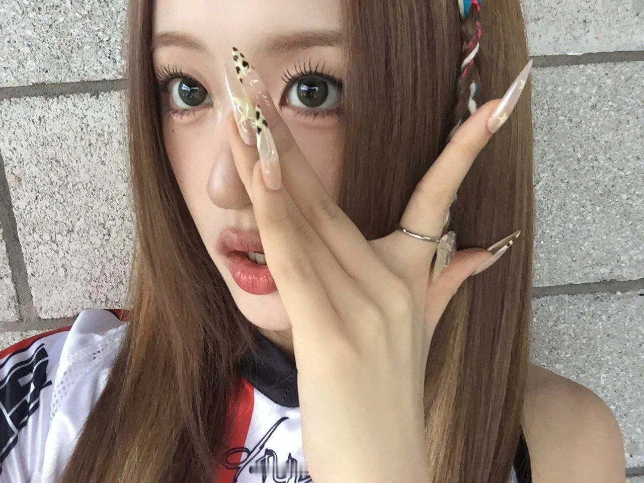 柳尹  🦋柳尹 语言天才 小萌萌 