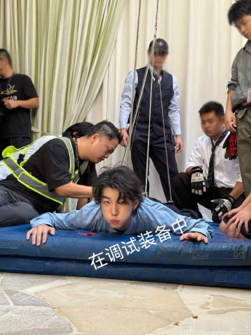 这张脸做男做女都精彩 真心觉得林秋楠这个人，做男做女都充满魅力，捕风追影里的打戏