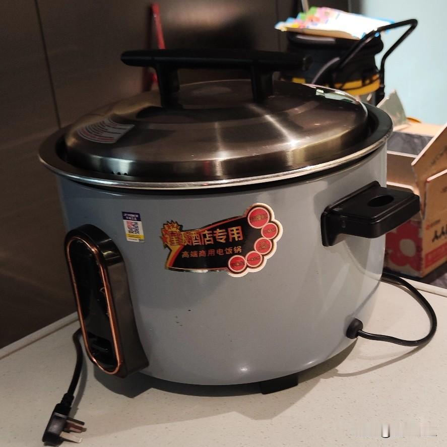 事不关己高高挂起
明知不对少说为佳
明哲保身但求无过