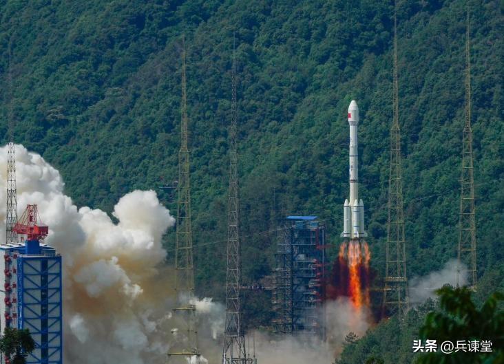 美国恨透了中国北斗，却不敢轻易干扰北斗信号，美国在害怕什么？局部战争，一切都有克