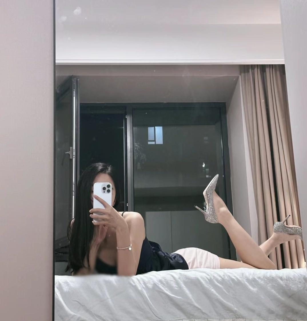 还没睡着的都出来聊聊天吧[偷乐] ​​​