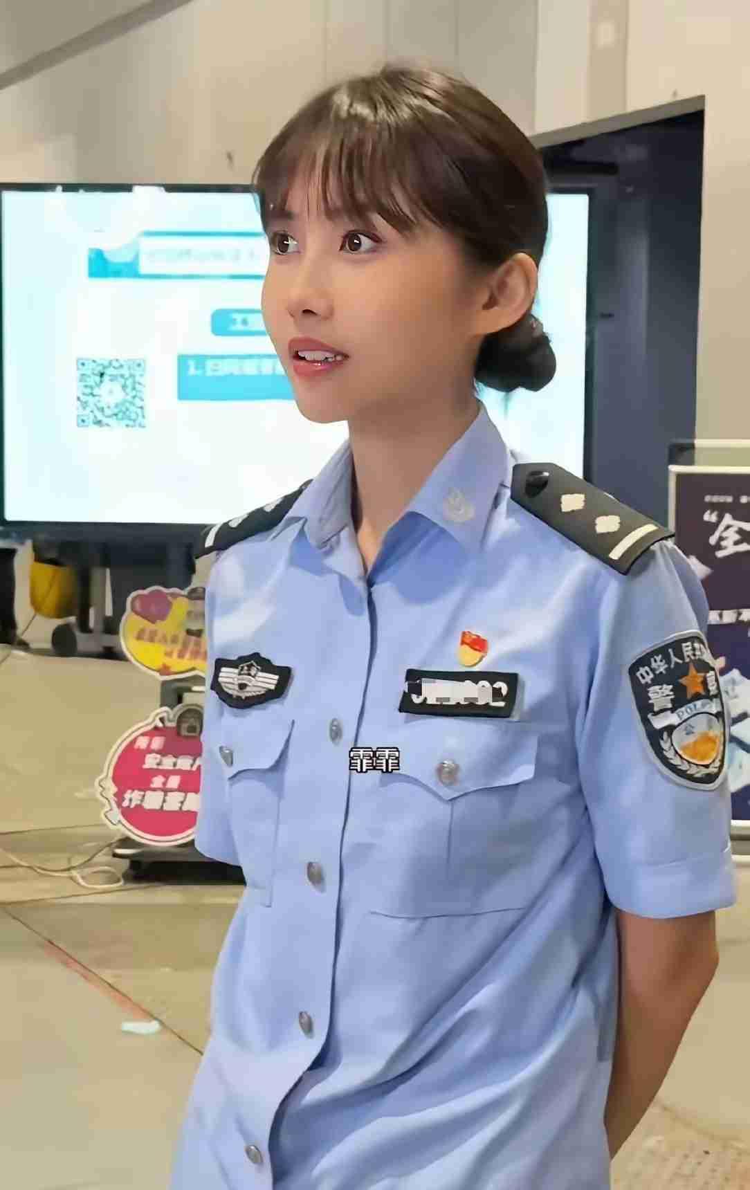 我的今日状态：😁轻松愉快
我这里的天气：☀️晴天

反诈女民警拍视频，也没有想