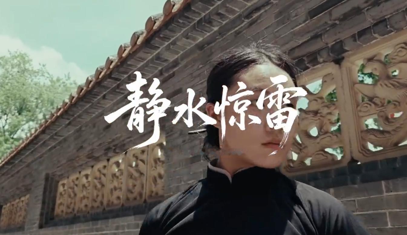 荣耀RobotPhone又发了新短片，整体看下来，无论是上次科技风格的《远航日》