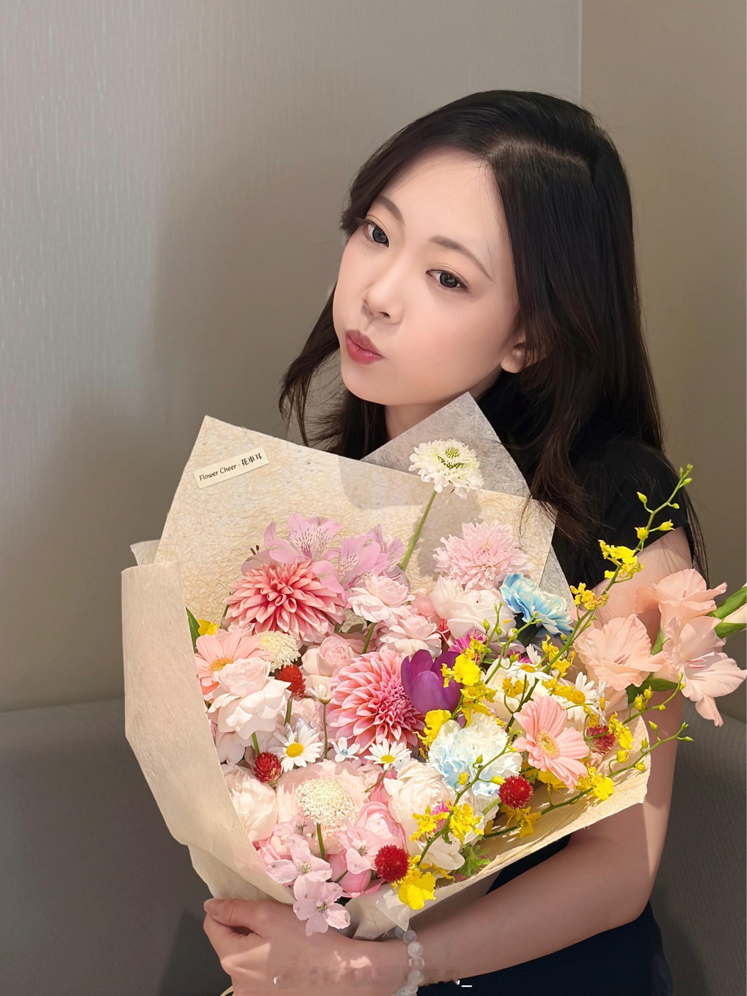 一直幸福吧(≧◡≦)💕面包酱 ​​​