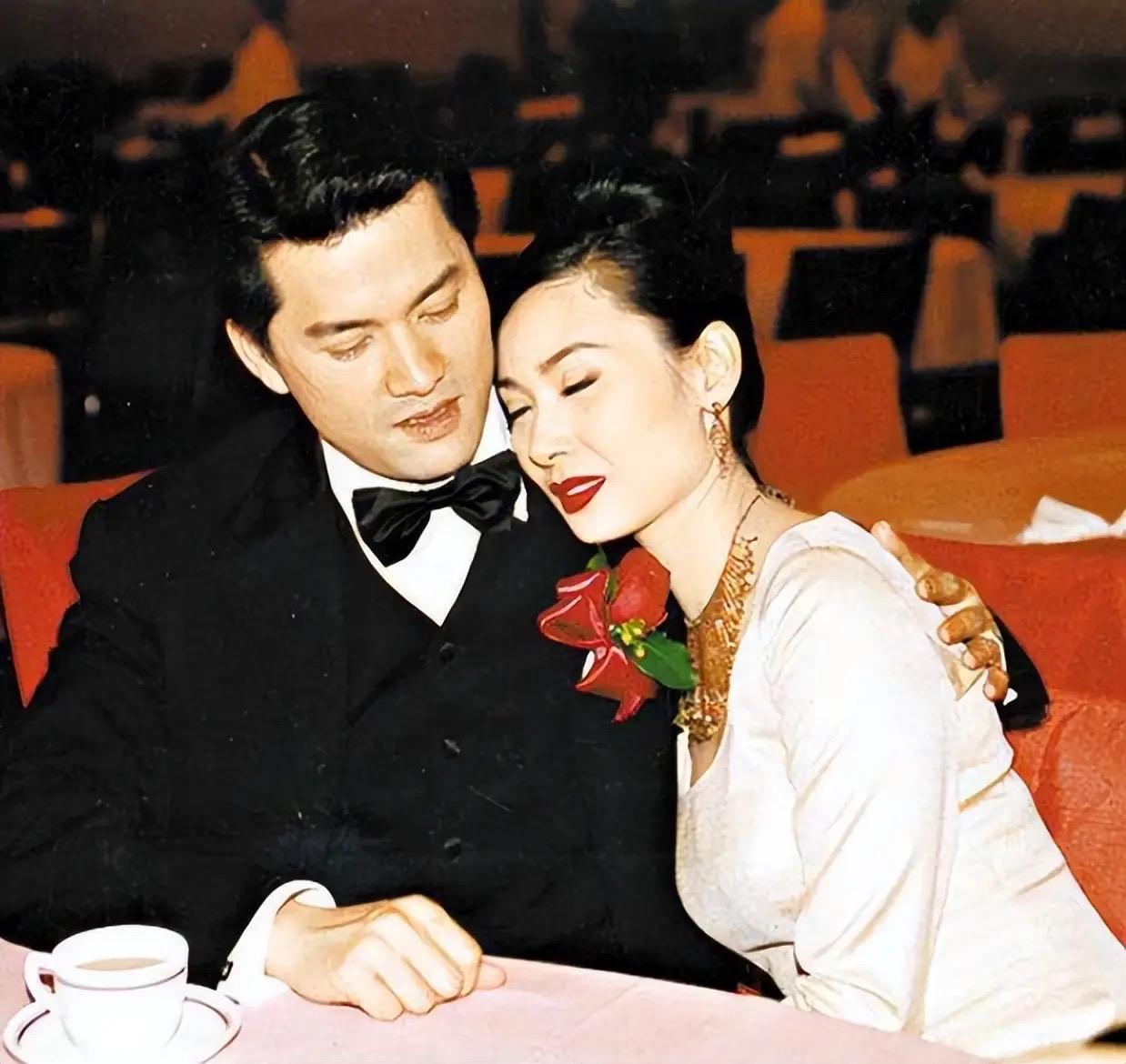 很现实的一段话：“美丽根本不值钱，十个女人，就有一个好看的；三等男人玩美女，二等