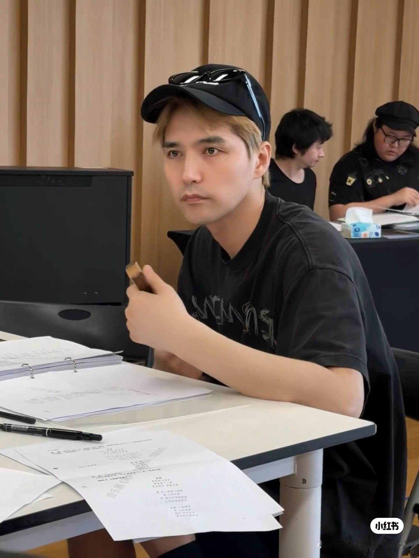 压力一只兔子 