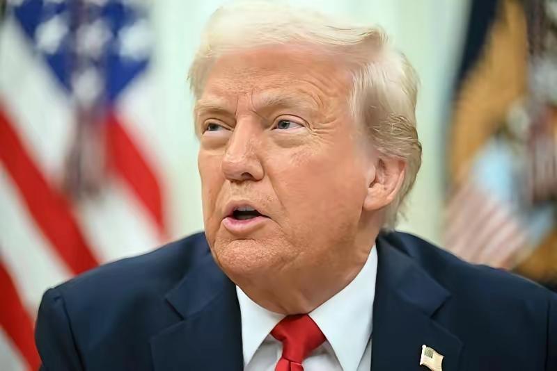 真离谱呀！特朗普死亡的消息网上传的沸沸扬扬。我觉得这不是真的，堂堂一个大国的领导