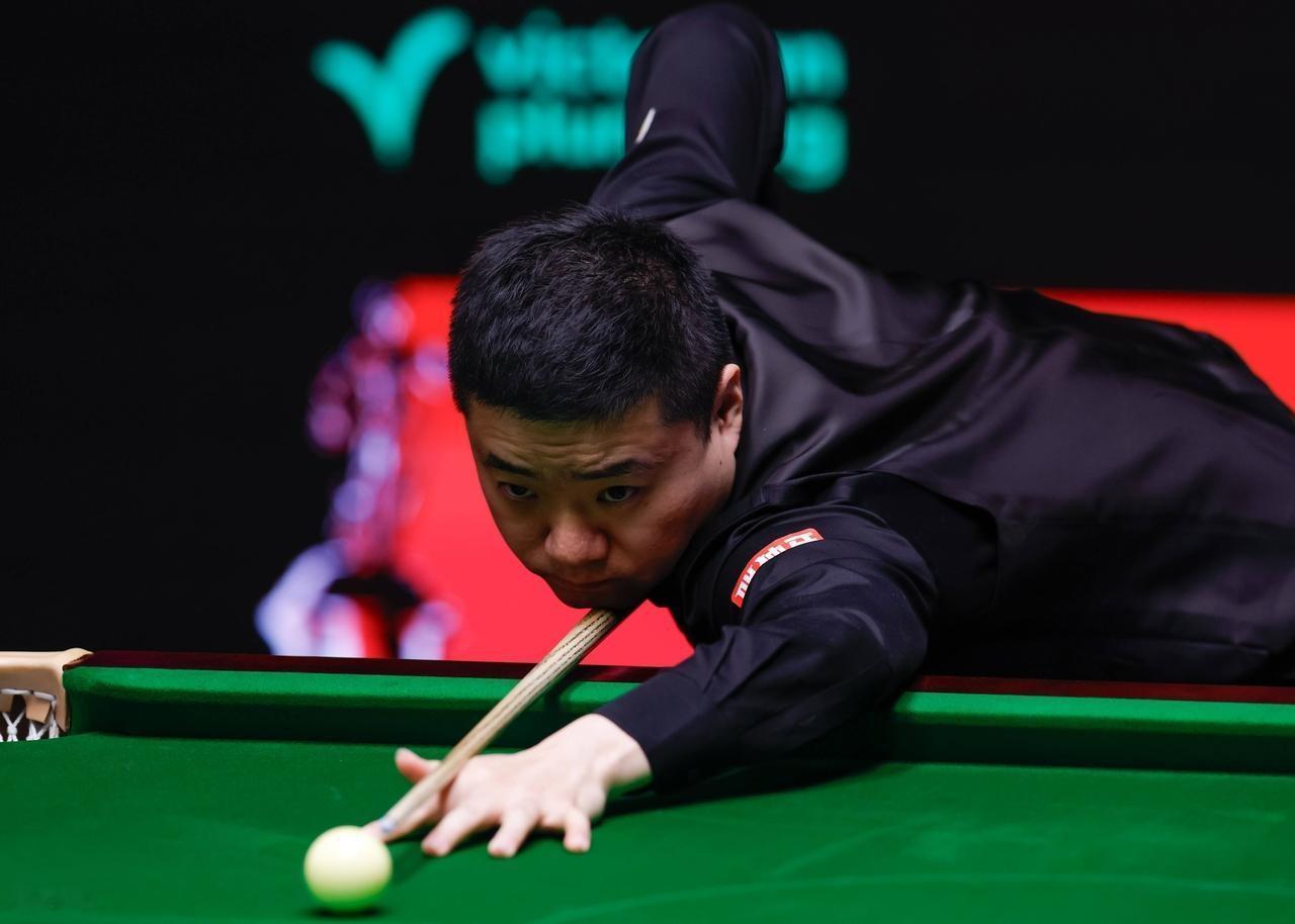 丁俊晖王者归来！8局球打出4杆过百！轻松晋级16强约战赵心童！

丁俊晖在他曾经
