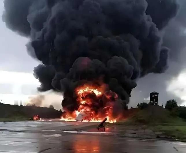 为什么西方国家一直要向乌克兰提供武器支援，其实是有以下几大原因的！
1、西方国家