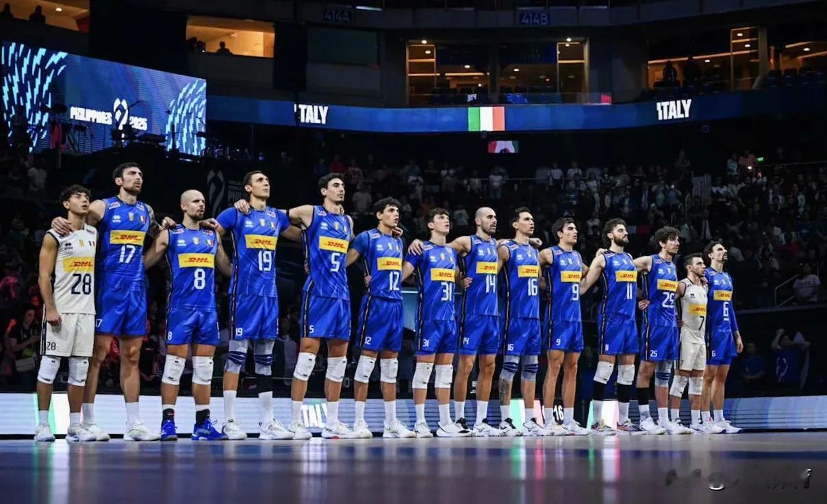 意大利在2025年相继夺得女排和男排世锦赛冠军，成为自1956年苏联之后，时隔6