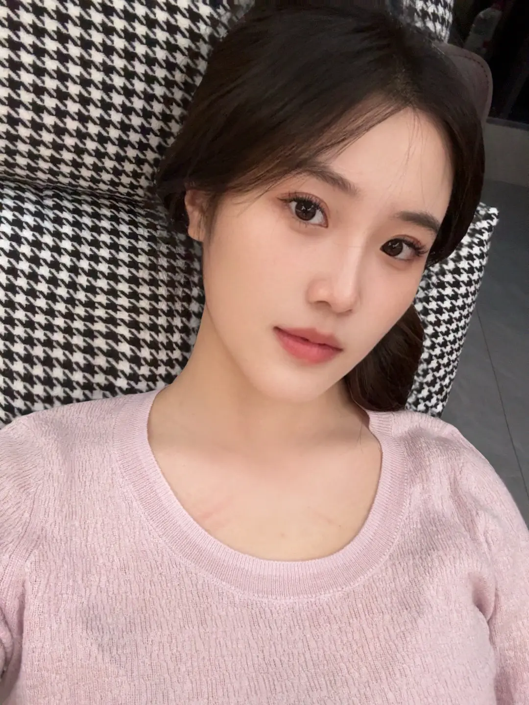 没在等骑士 在寻一把利剑