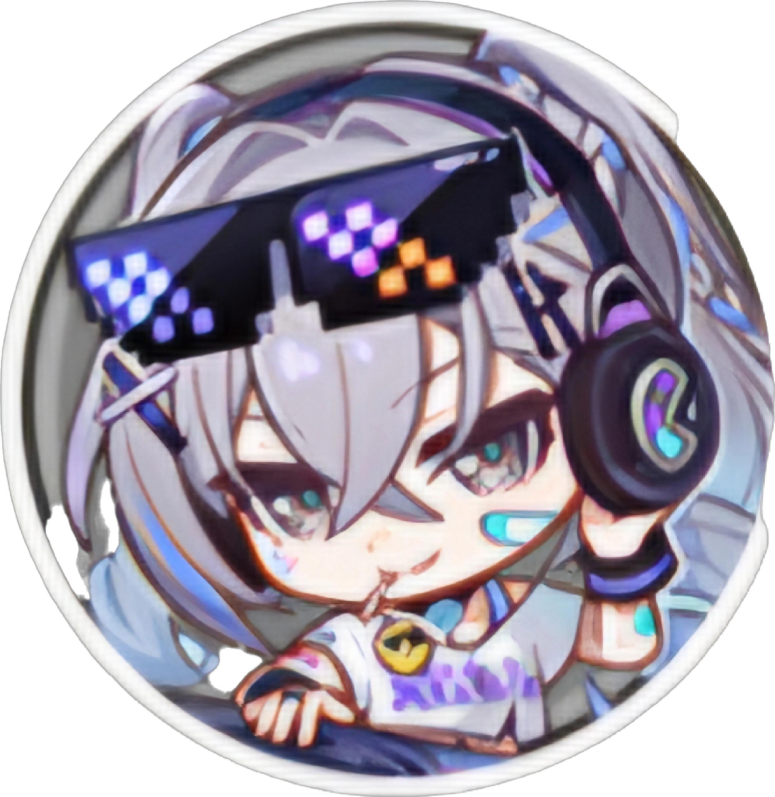 2.6版本的大月卡头像是银狼和乱破！两个酷酷的小女孩萌[doge]银狼厨过大年咯