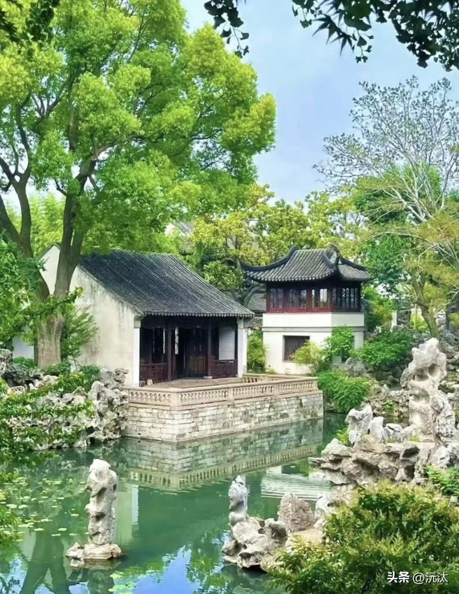 欧阳修与王拱辰 沅汰博物馆 

欧阳修考科举的时候先是连中三元：监元、解元、省元