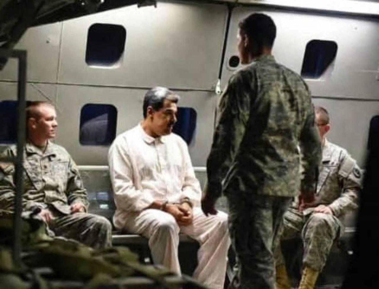 特朗普透露了马杜罗被抓现场过程以及被抓后的位置：马杜罗被抓上直升机，然后先运到硫