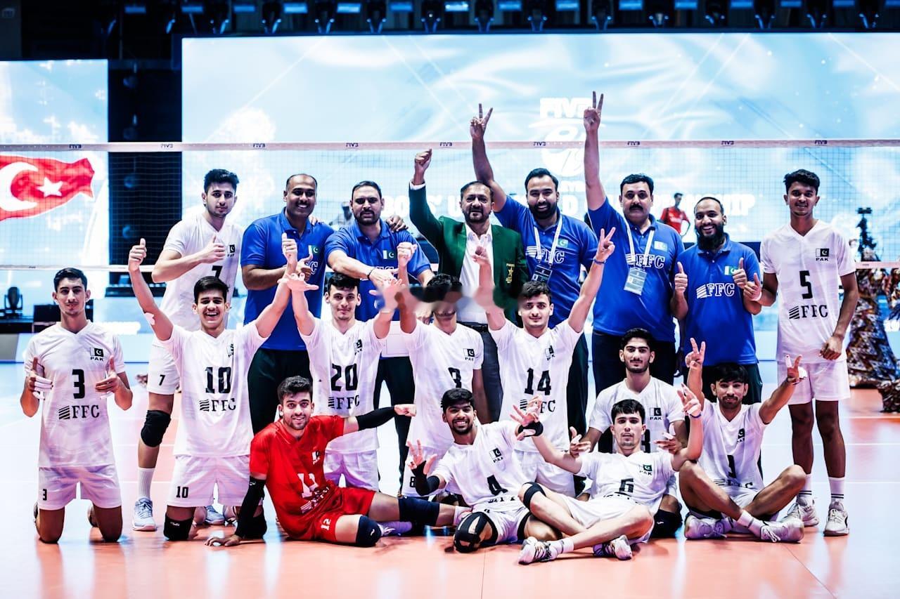 【赛果】2025年U19男排世锦赛小组赛第三轮赛果【A组】巴基斯坦🇵🇰3-0