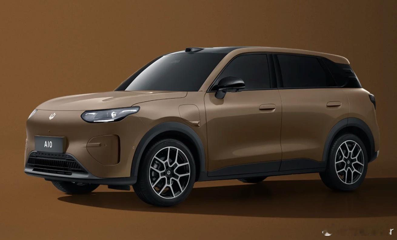 零跑A10这不就是照着比亚迪元UP打的嘛A0级市场要卷起来了 