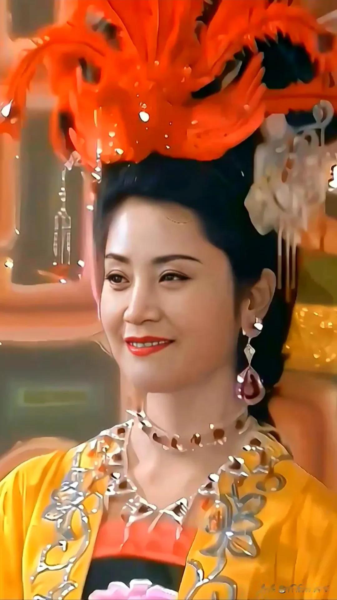 当年要是杨洁导演让扮演白骨精的杨春霞饰演女儿国国王的话，大概女儿国国王就变成这样