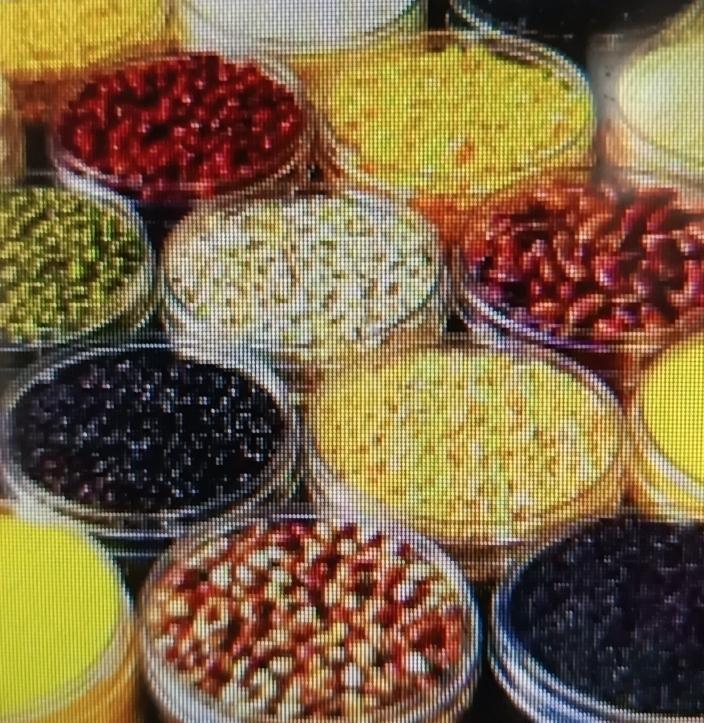 想要补肾，食物选择还挺多。要是补阳虚，肉类里牛肉、羊肉、虾就不错，坚果有黄豆、胡