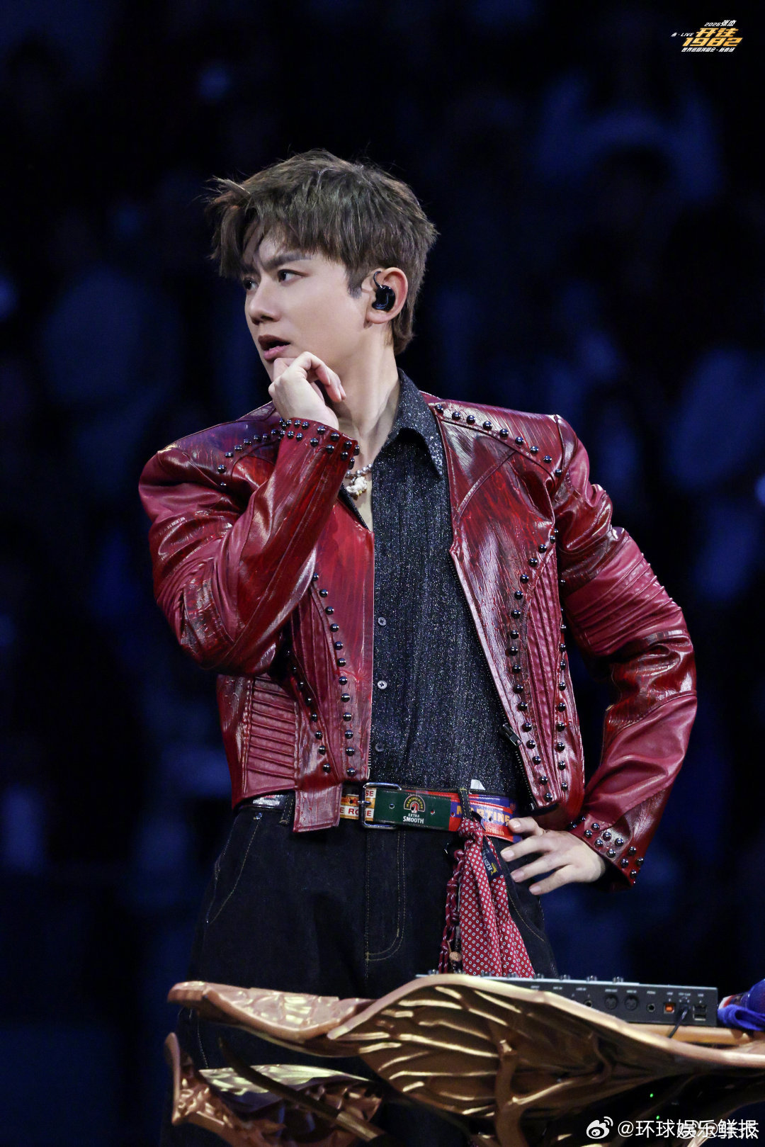 北京也是张杰痛城了张杰鸟巢今晚开唱谁懂啊北京全是张杰，痛城氛围到位，坐等鸟巢神级