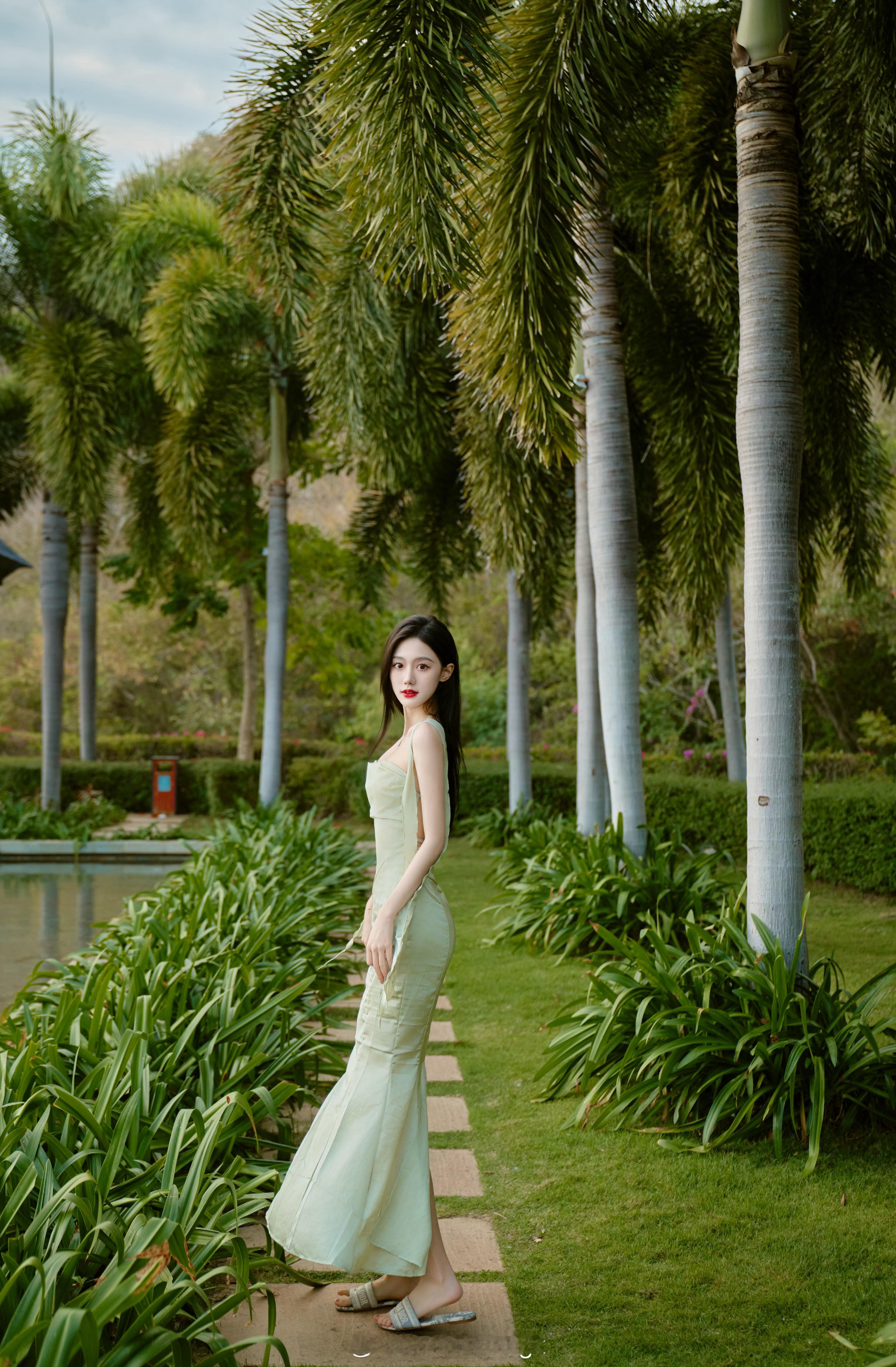 每天开心就会每天漂亮🏝️ 