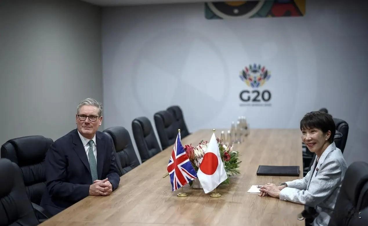 平衡外交，孰轻孰重？

斯塔默到日本了，结束四天开心的中国访问后，英国首相有点不