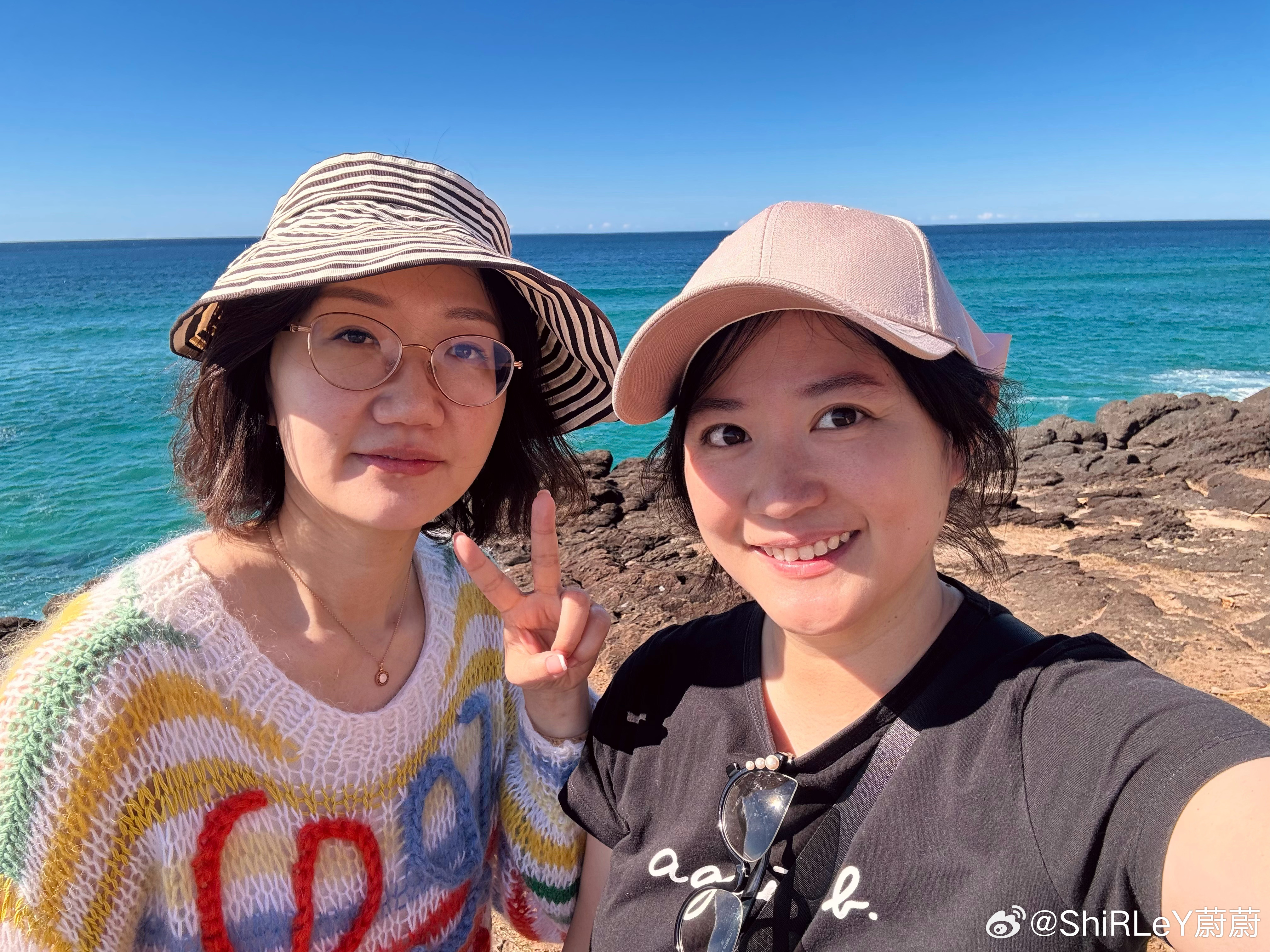 一早带邻居妹妹来Fingal head，海水巨漂亮 