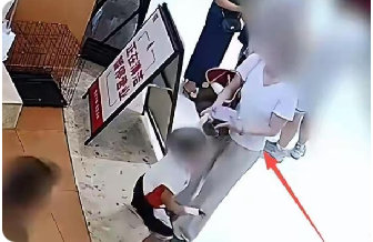 越闹越大！起诉4岁男童摸臀后续!多方介入，女子这下麻烦大了 ​​​