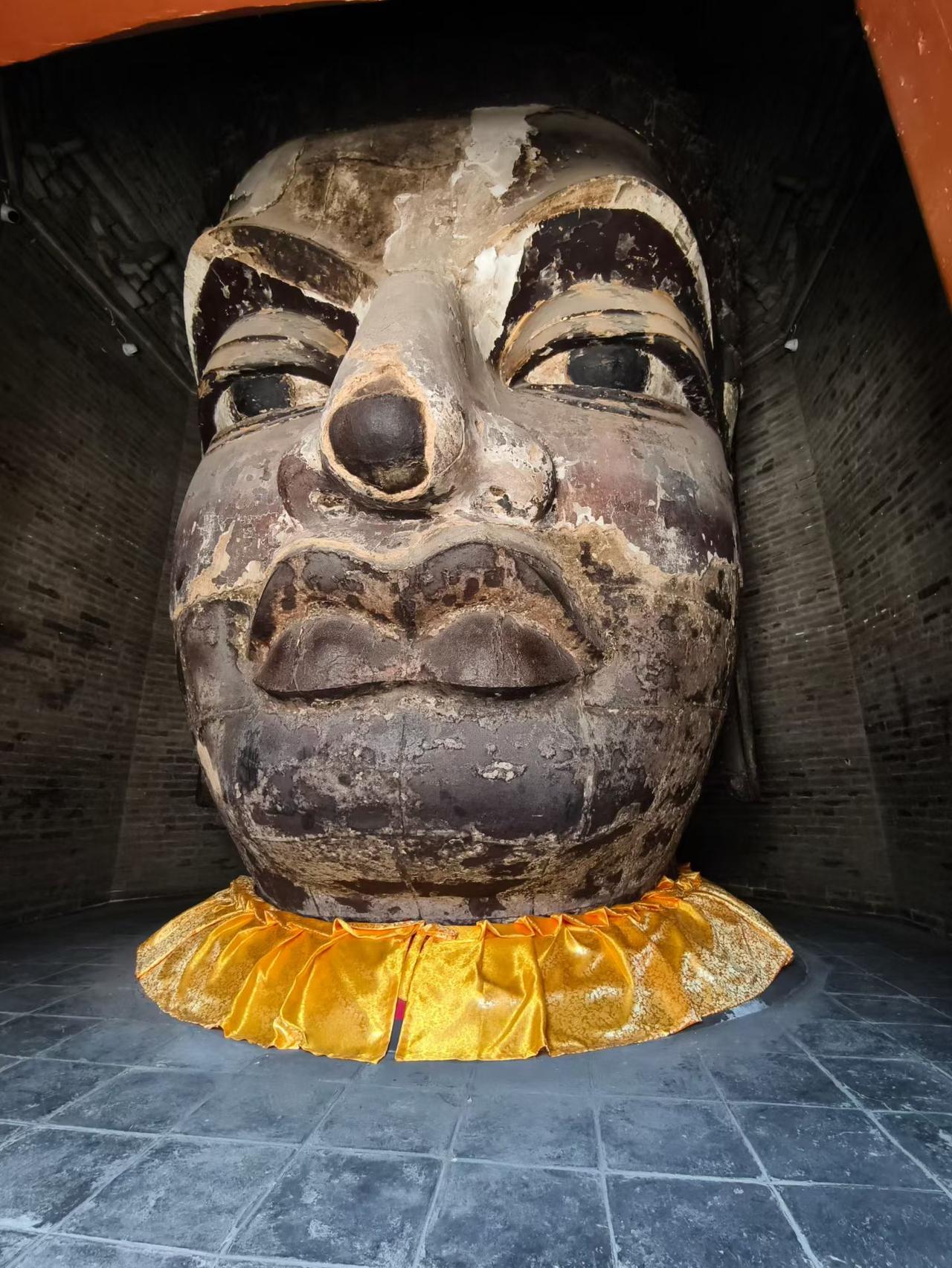 晋城动车到介休必须太原中转票价160元，晋城东站坐汽车临汾26元，临汾到介休火车