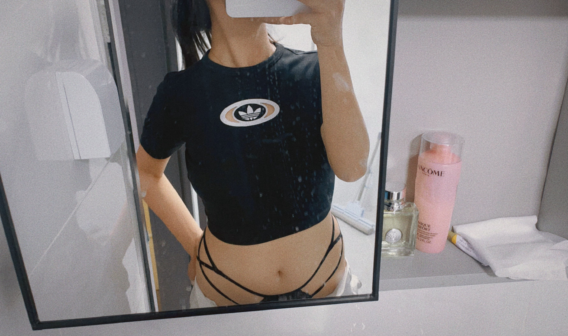 周一了又 