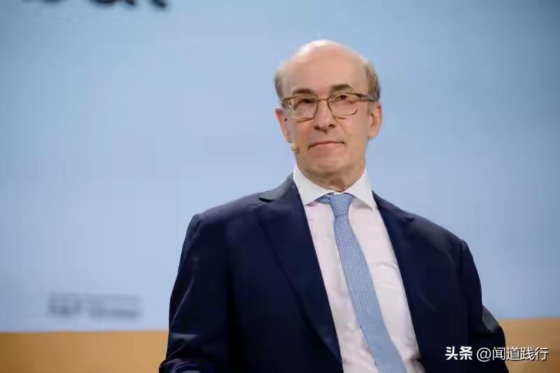 哈佛顶级教授警告：五年内人民币将成储备货币！美元霸权黄昏已至

这不仅仅是一则学